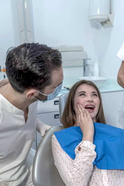 Best Emergency Dentist for Lost Fillings or Crowns in Gman, IL